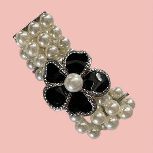 Chunky Pearl Cuff – Black Flower Centerpiece